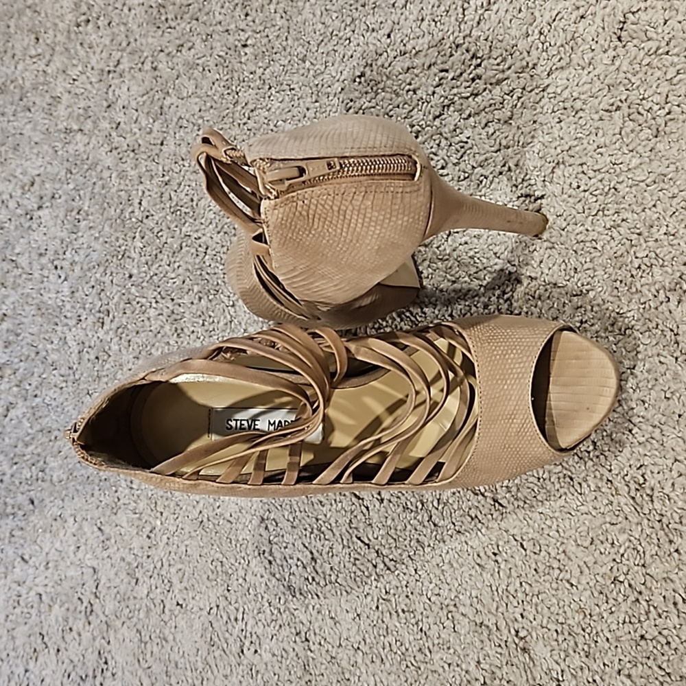 Steve Madden Platform Heels Size 9